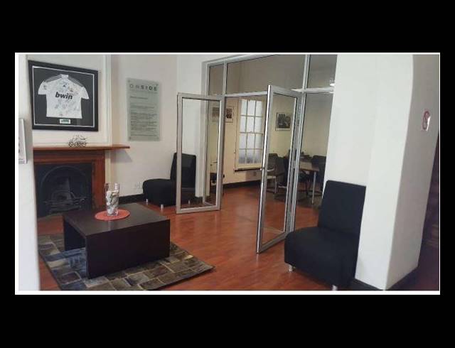 275M² OFFICE TO LET IN GARDENS